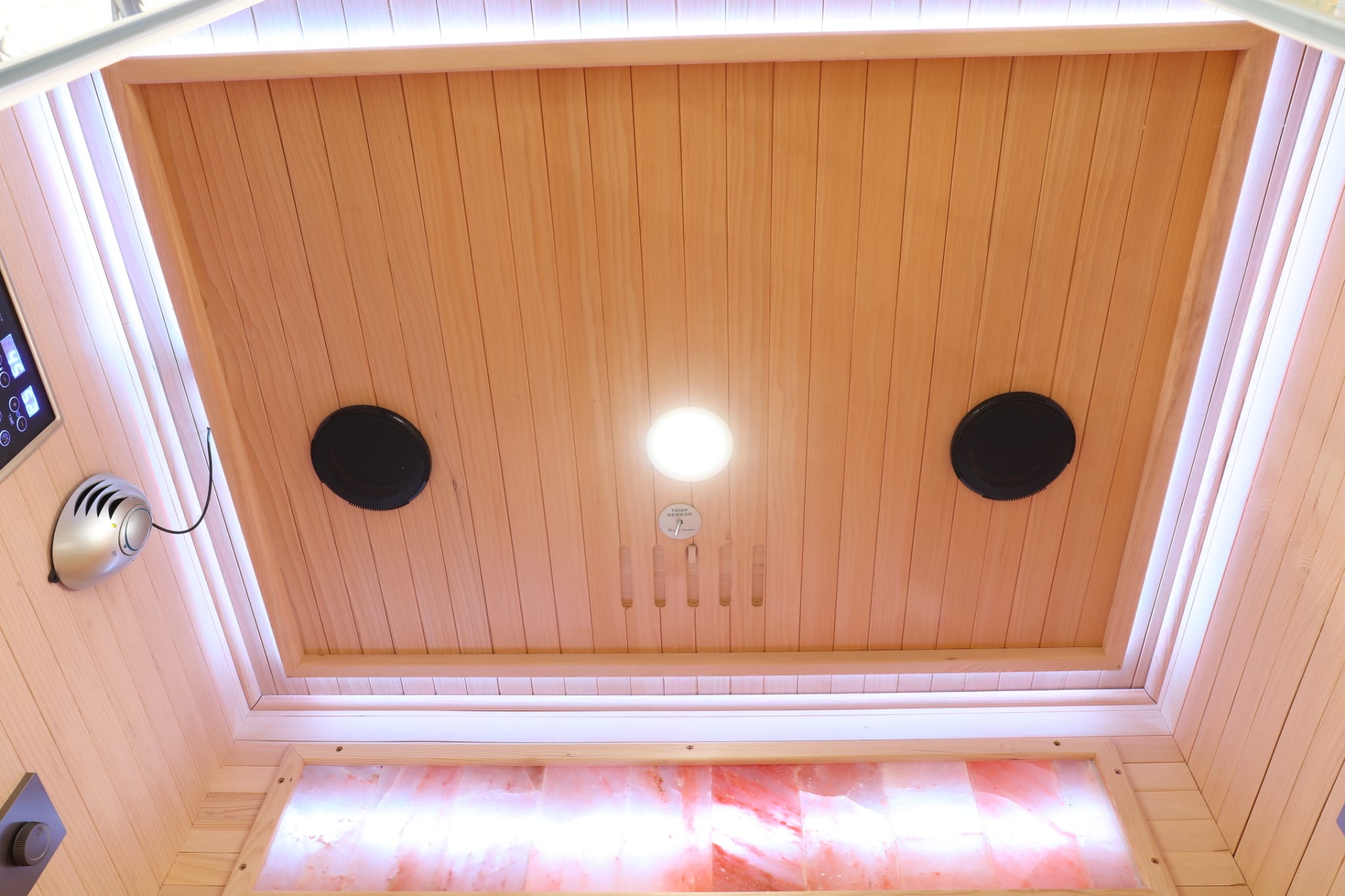 2 Person Indoor Infrared Sauna - HotBox 2 Canadian Hemlock - bench and seating detail